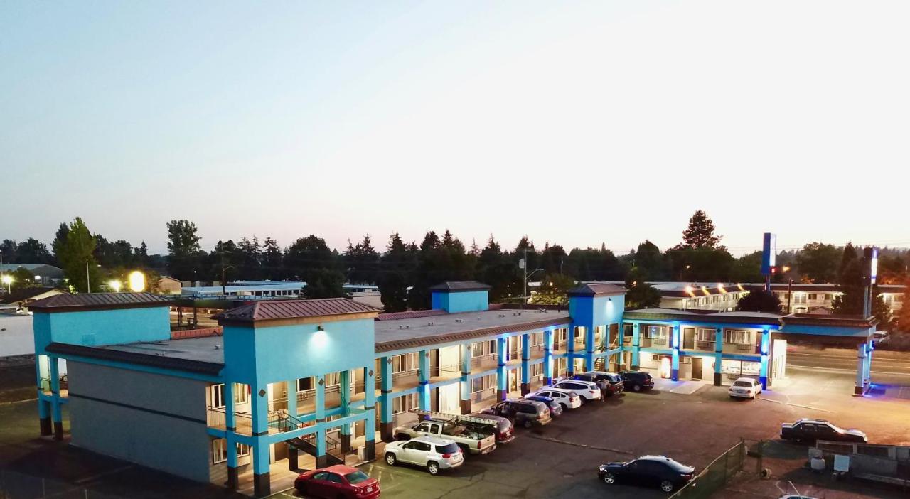 Holiday Lodge - Salem,Or Exterior photo